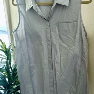 Etcetera Gray Sleeveless Button Down Shirt